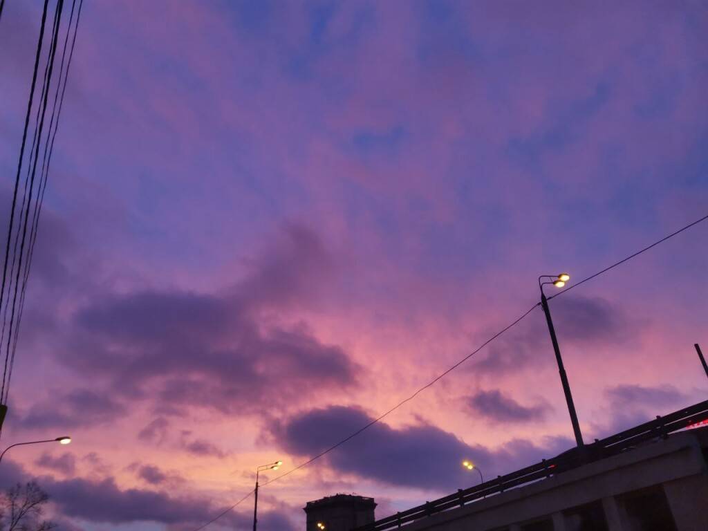 Москва. Вчера. Утро. Небо