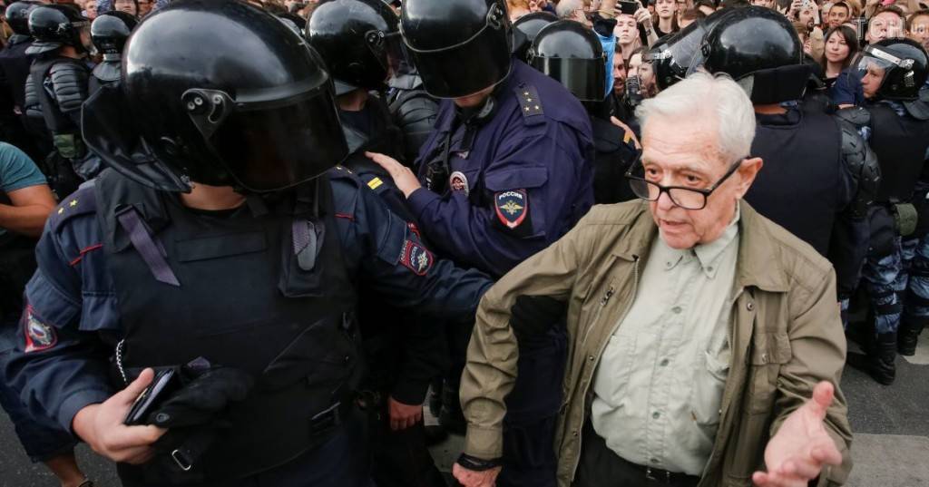 Правоохранители и правозащитники
