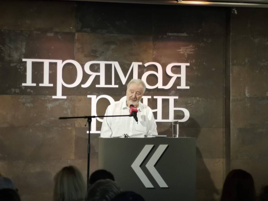 Как я моноспектакль «Стихотерапия» Вениамина Смехова ходил...