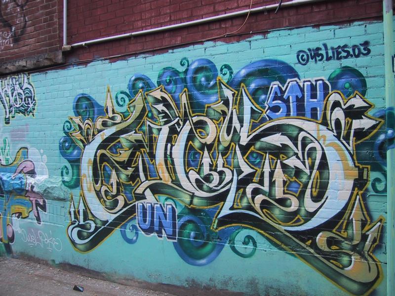 416 Graffiti Expo, Канада: бирюзовая стена с «Crown» и «UN» в стиле 2003 года