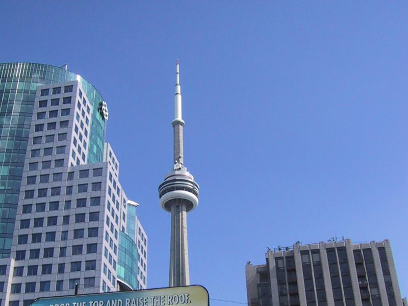 Торонто, Миск: CN Tower и реклама Mazda MX-5 Miata