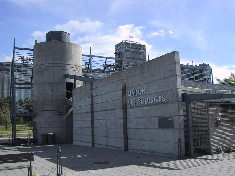 Монреаль, 2004: «Мaison des Éclusiers» — бетонный узел в парке