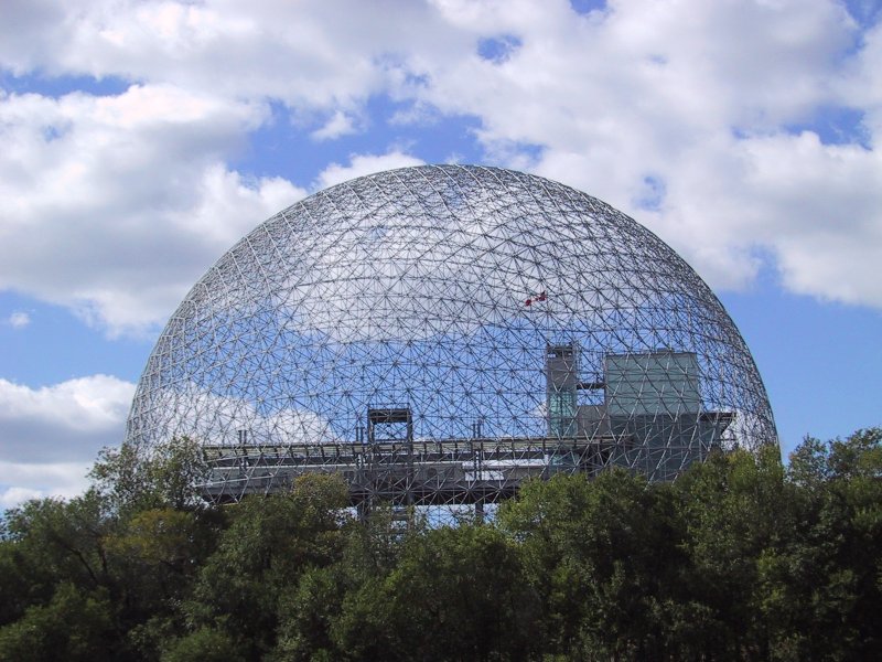 Монреаль, 2004: Геодезическая сферическая конструкция Монтрэля