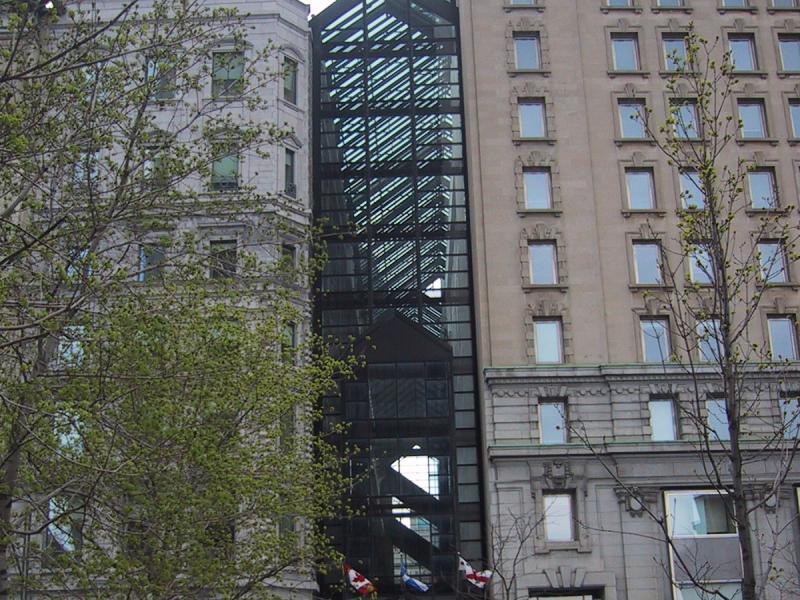 Монреаль, Центр международной торговли, май 2004 года