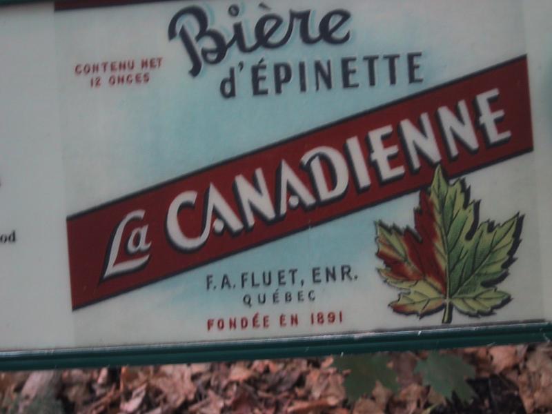 Монреаль, май 2004: этикетка «Бière d’Épinette» от La Canadienne
