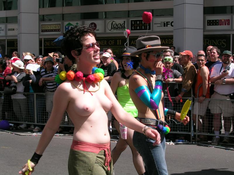 Pride Parade, 2004: фотография архива (№DSCN4893)