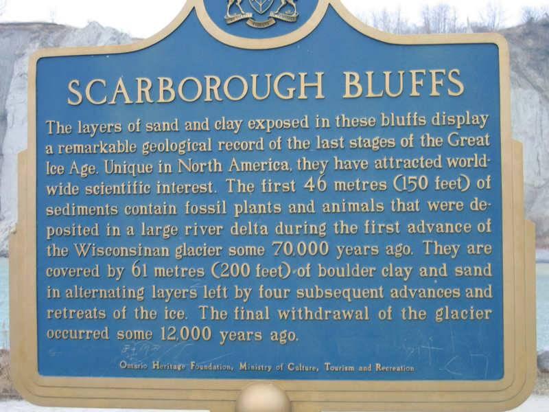 Scarborough Bluffs, Канада: геологическая табличка о ледниковом прошлом