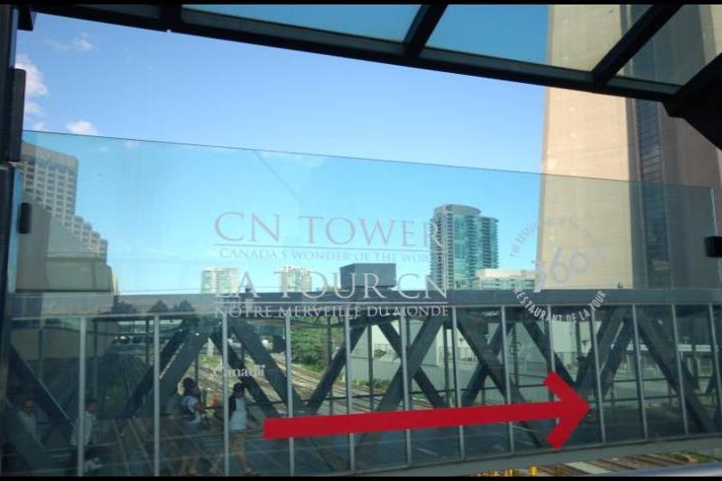 CN Tower в Торонто, 22 июля 2007