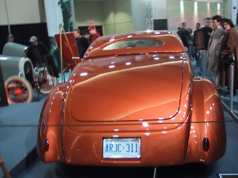 Toronto Autoshow 2004: оранжевый кастом-кар с онтарио-лицензией