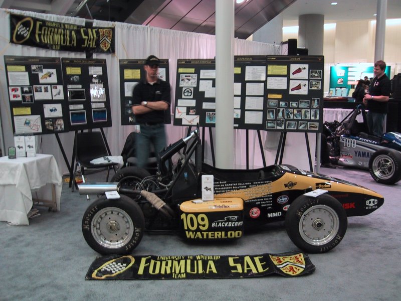 Toronto Autoshow 2004: гоночный болид University of Waterloo Formula SAE