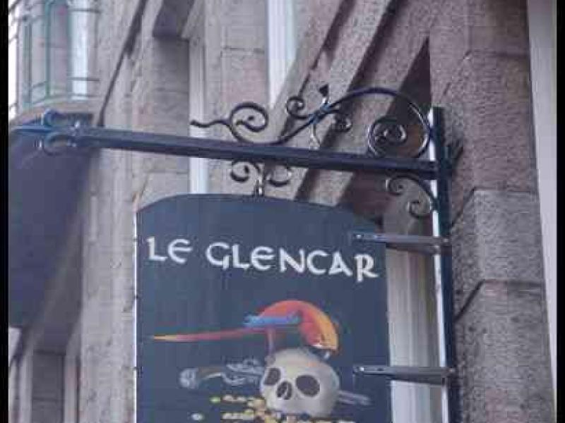 «Le Glencar» — бар-паб в Сент-Мало, Франция