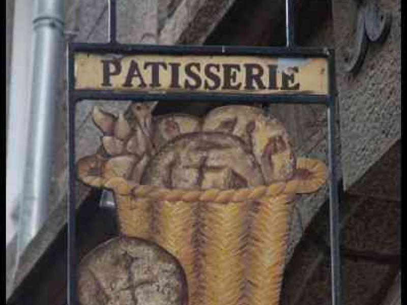 Пекарня и кондитерская в Сент-Мало: «PATISSERIE» и «BOULANGERIE»