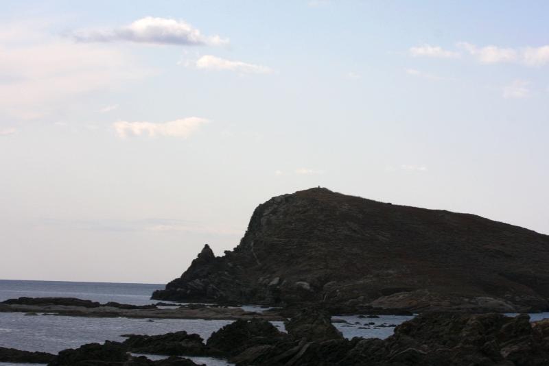 Кап-Корс, Корсика, 2008: скалистый мыс у моря
