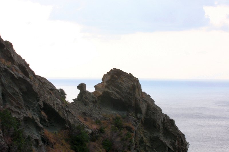 Кап-Корс, Корсика, 2008: скальные образования у моря