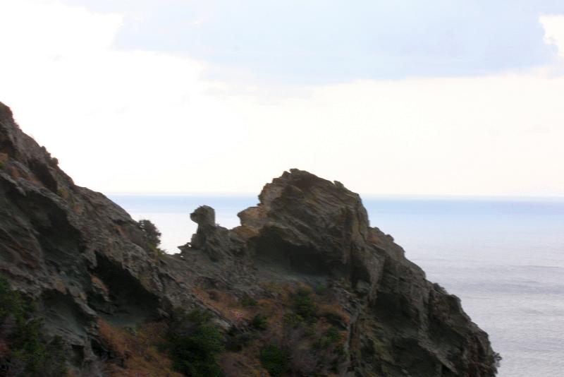 Кап-Корс, Корсика, 2008: скальные образования у моря