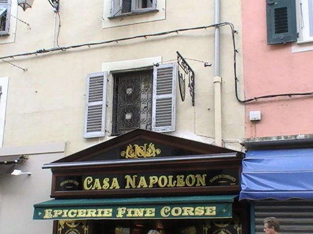 Ajaccio, 2008: фасад «Casa Napoleon» с вывеской «Epicerie Fine Corse»