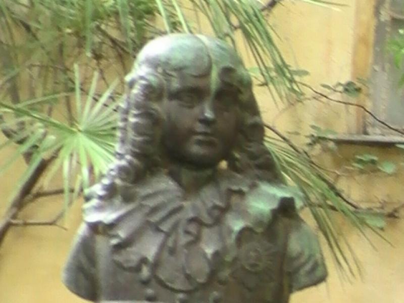 Бюст в Джакарии, Аяччо, 2008