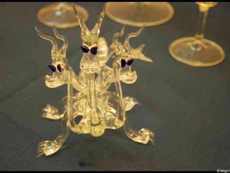 Art Du Cristal, Люксембург: стеклянный трёхголовый дракон