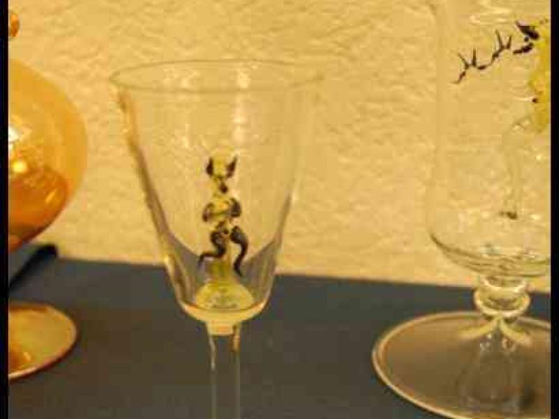 Art Du Cristal, Люксембург: стеклянные бокалы с фигурками внутри