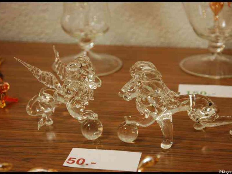 Art Du Cristal, Люксембург: стеклянные львы и крылатый грифон