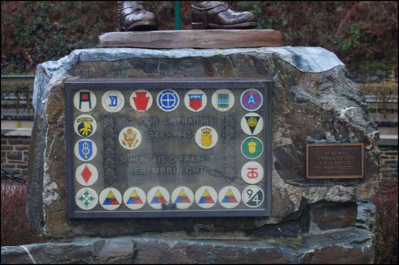 Памятник освободителям в Клерво, Люксембург, 1944–1945