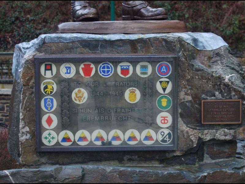 Памятник освободителям в Клерво, Люксембург, 1944–1945