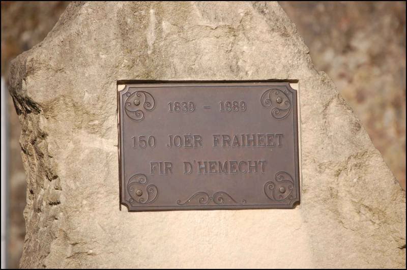 Памятная табличка в Юзельданже: 150 лет JoëR Fraiheet, 1839–1989
