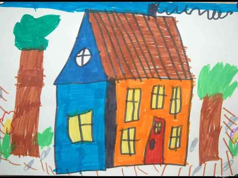 Detskiy Risunok, Люксембург, 2010: дом с синей и оранжевой стенами и красной дверью