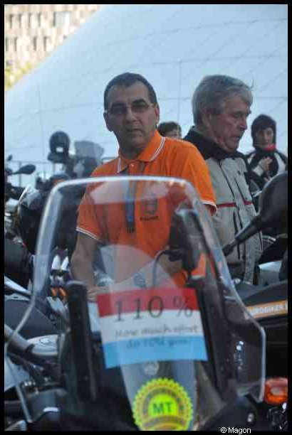 Eurobikers 2012 в Люксембурге: мотоциклисты и стикер 110%
