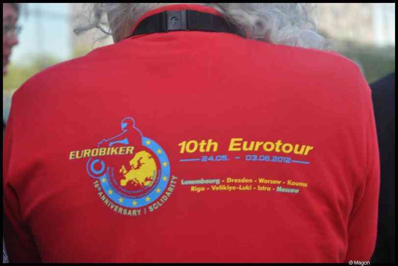10-й Евротур 2012 в Люксембурге: красная футболка с картой Европы