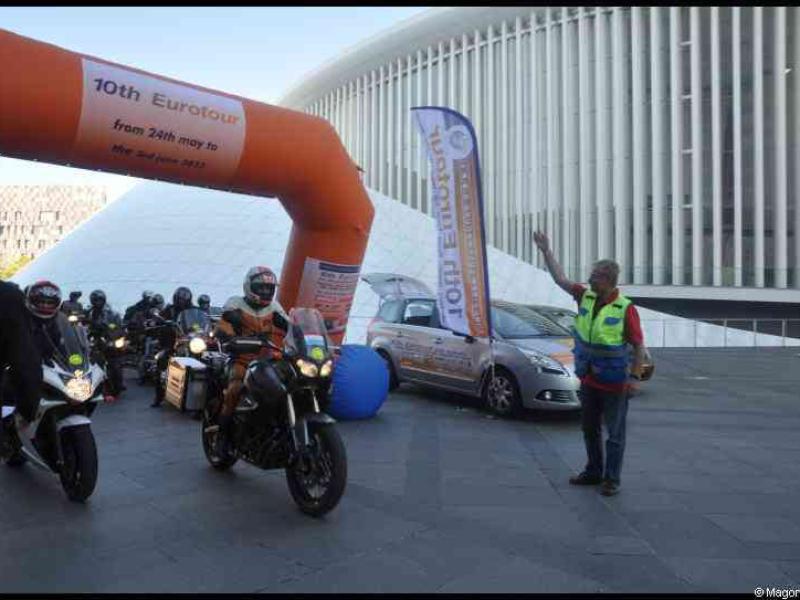 Eurobikers 2012 в Люксембурге: 10-й Евротур у арки с датами