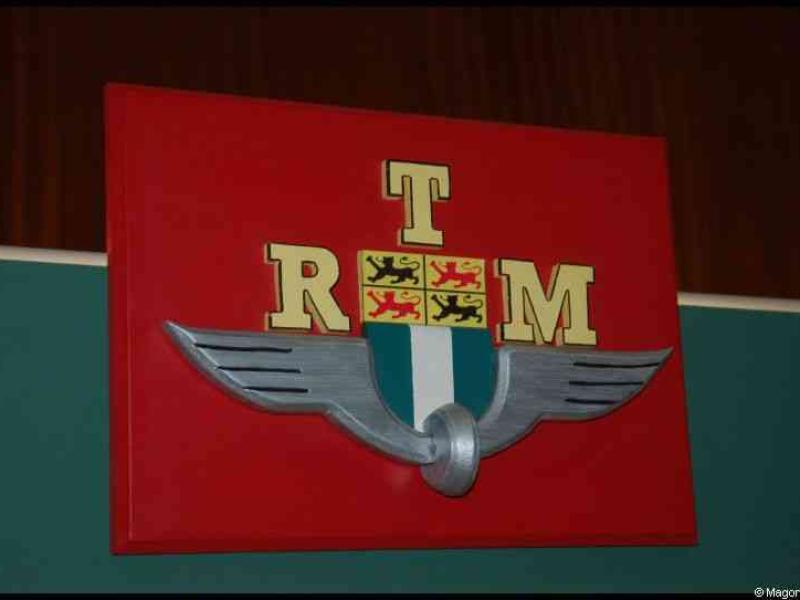 Expo train 2010, Люксембург: эмблема R.M.T. с гербом и крыльями