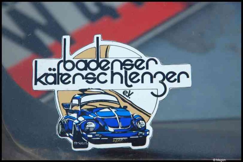 Luxbug 2010: наклейка с «Badenser Käferschlenzer» на автомобиле