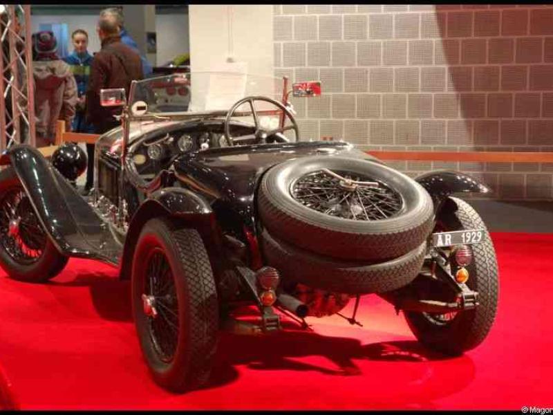Motorshow 2010 в Люксембурге: чёрный британский ретро-автомобиль AR 1929