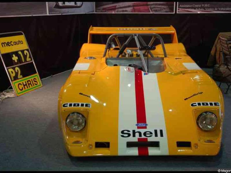 Motorshow 2010, Люксембург: желтый Ford с Shell и Cibie на переднем бампере