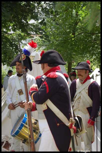Napoleonic Bivouac в Люксембурге: солдаты в мундирах эпохи Наполеона