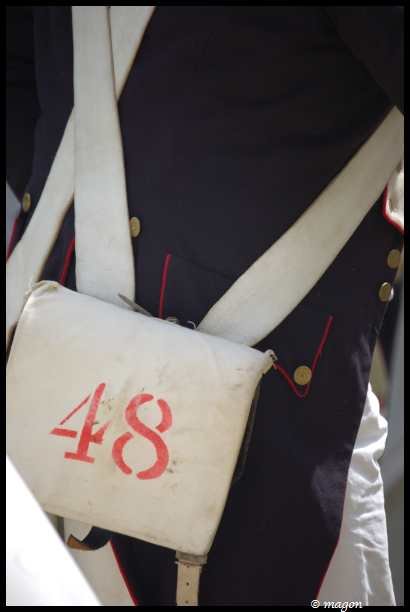 Napoleonic Bivouac в Люксембурге: белый мешок с красной цифрой 48