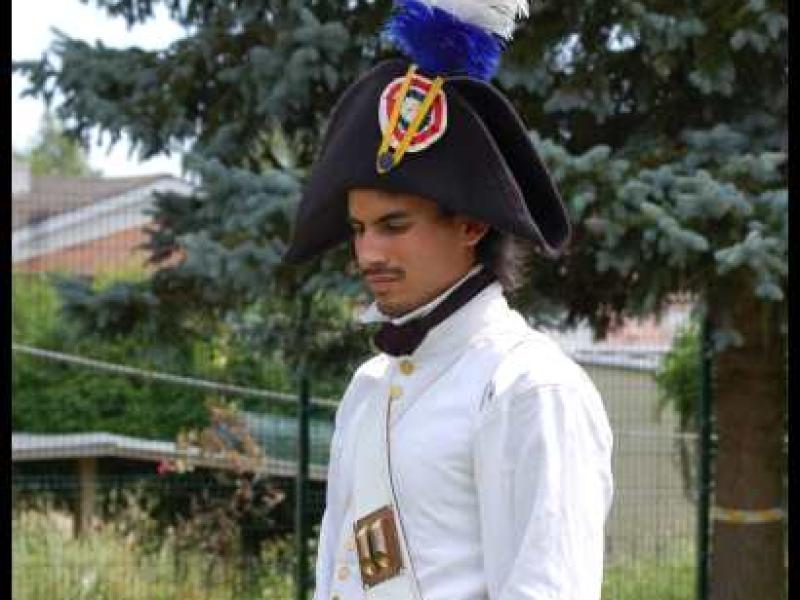 Napoleonic Bivouac в Люксембурге: барабанщик в триколорной шляпе