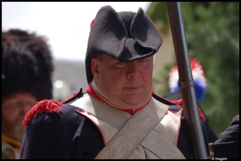 Napoleonic Bivouac в Люксембурге: солдат в трико и белом поясном ремне