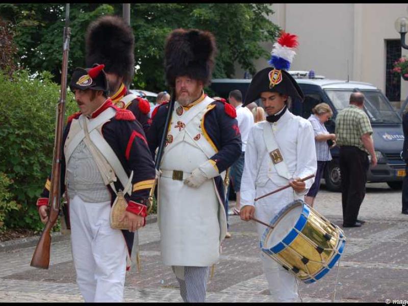 Napoleonic Bivouac в Люксембурге: солдаты в мундирах эпохи Наполеона