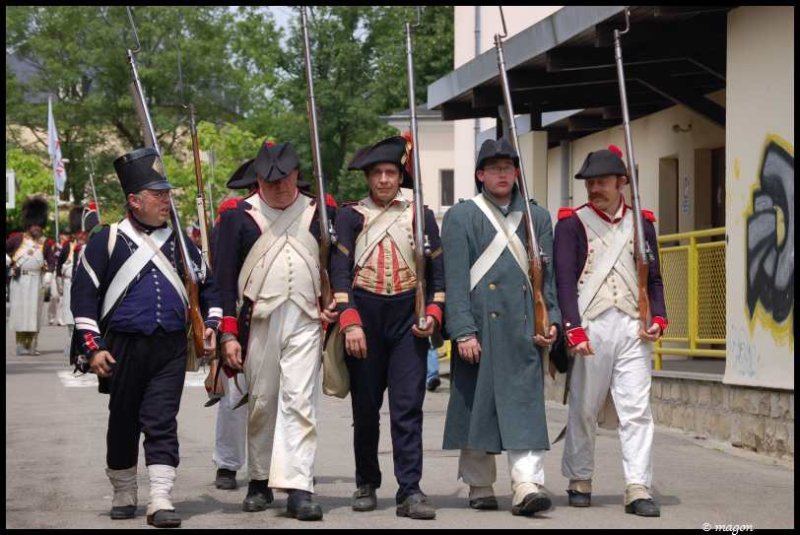 Napoleonic Bivouac в Люксембурге: солдаты эпохи Наполеона в движении