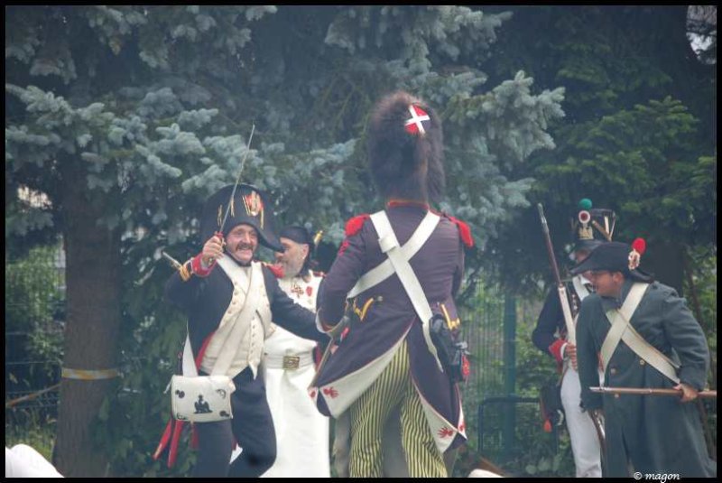 Napoleonic Bivouac в Люксембурге: сцена реконструкции боя у ели