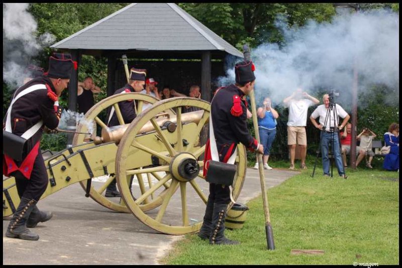 Napoleonic Bivouac в Люксембурге: пушка и солдаты в исторической реконструкции