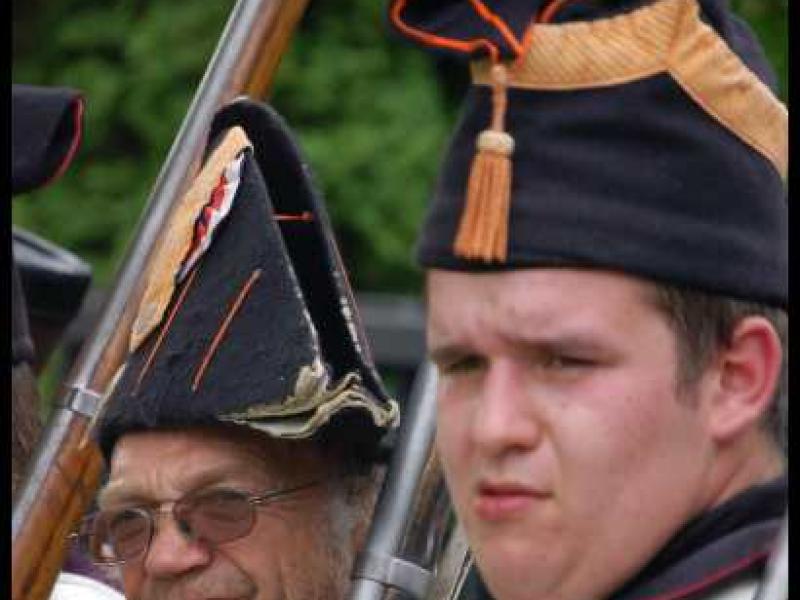 Napoleonic Bivouac в Люксембурге: два солдата в исторических мундирах