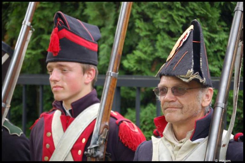 Napoleonic Bivouac в Люксембурге: два солдата в реконструкции эпохи Наполеона