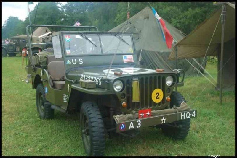 Septfontaines Milcars, Люксембург: зелёный Jeep Willys с номером 20327366