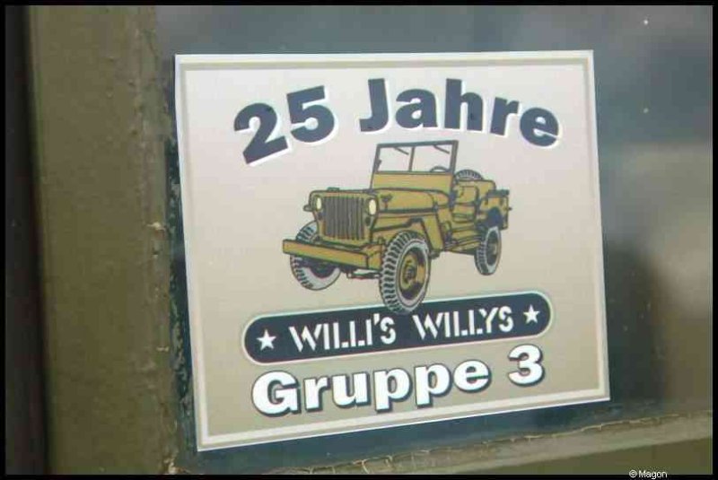 Septfontaines Milcars: 25-летняя вывеска «Willi's Willys Gruppe 3»
