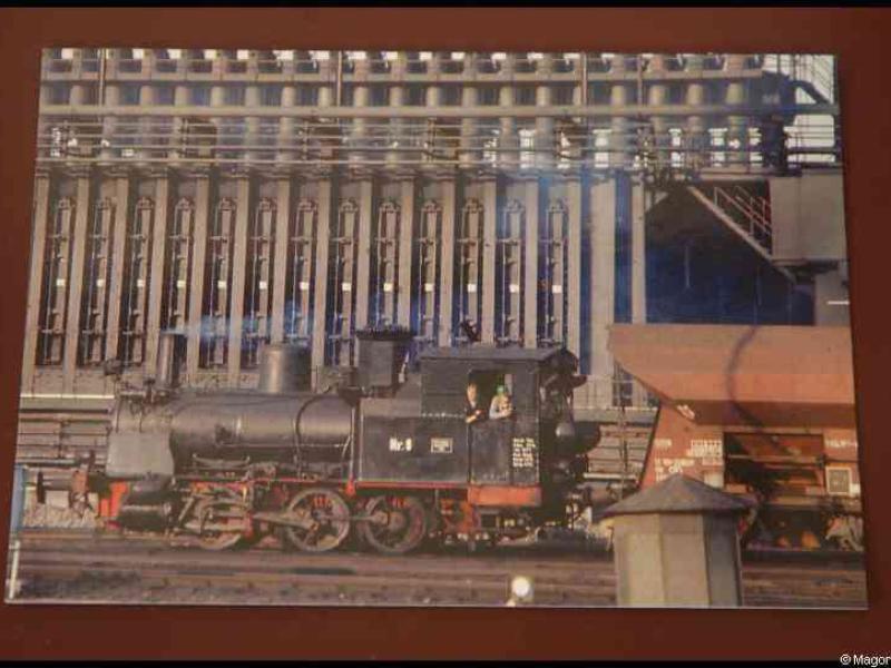 Люксембург, Train, 1900: паровоз у промышленного комплекса