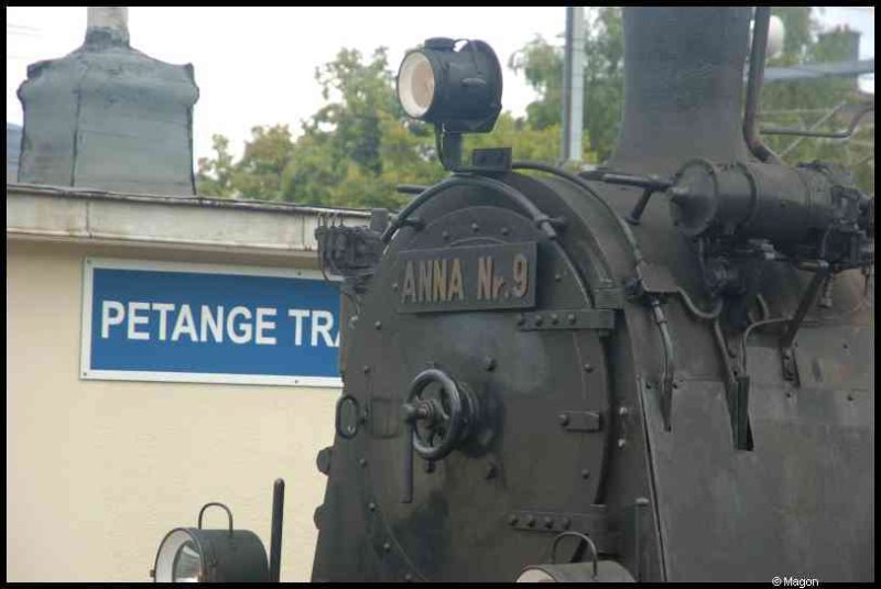Petange Train, Люксембург, 1900: паровоз Anna №9 у платформы