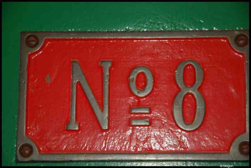 Train, Люксембург, 1900: табличка №8 на зелёной стене